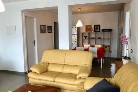 La Casa De Anton Apartment Tineo Luaran gambar